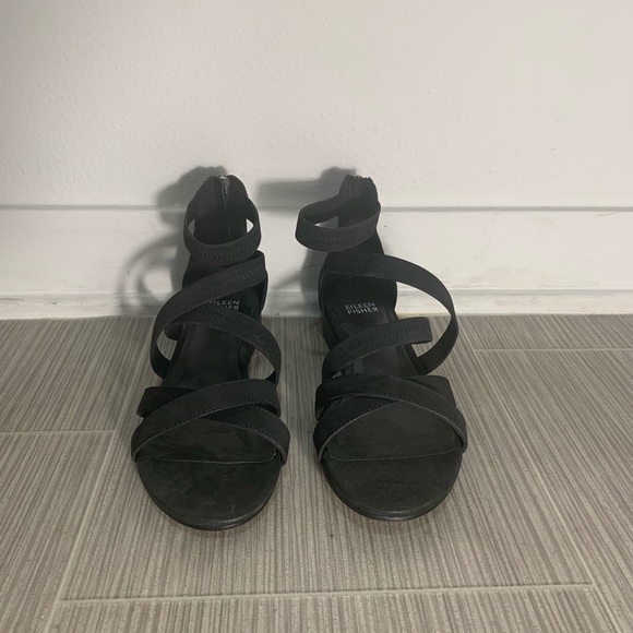 NWOT Eileen Fisher Black Strappy Sandals - Picture 1 of 5
